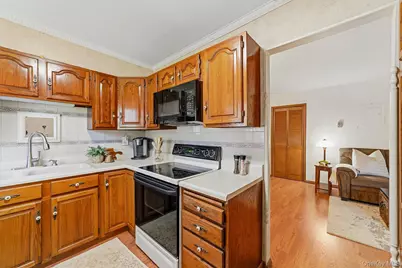 51 Fieldstone Drive #83, Hartsdale, NY 10530 - Photo 9