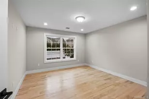 21 Devon Rd, Bethpage, NY 11714 - Photo 33