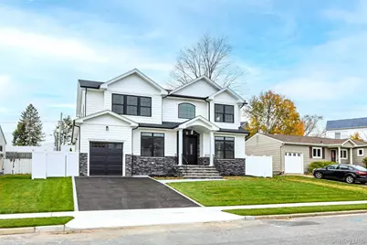 21 Devon Road, Bethpage, NY 11714 - Photo 3
