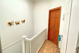 9 Adler Pl, Brooklyn, NY 11208 - Photo 17