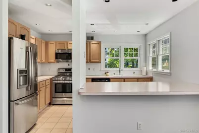 21 Brookridge Court, Rye Brook, NY 10573 - Photo 9