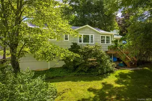 3207 Ronit Ct, Yorktown Heights, NY 10598 - Photo 3