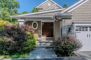 55 Wynn Ct, Muttontown, NY 11791 - Photo 3