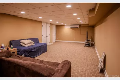 55 Wynn Court, Muttontown, NY 11791 - Photo 35