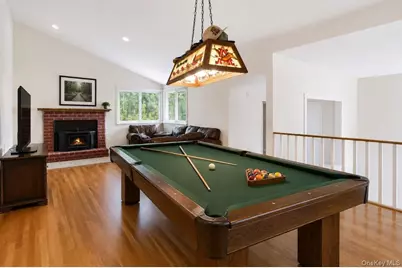 1020 Commack Road, Dix Hills, NY 11746 - Photo 5