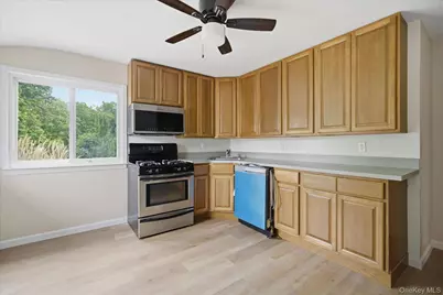 1020 Commack Road, Dix Hills, NY 11746 - Photo 7