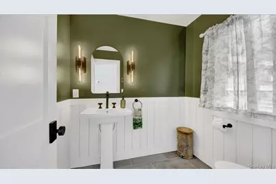 46 Sycamore Road, Mahopac, NY 10541 - Photo 17