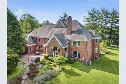 637 S Mountain Road, New City, NY 10956 - Photo 3