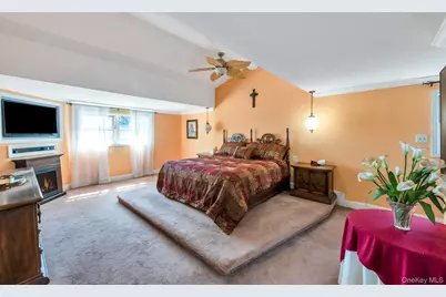 3591 Fiddler Lane, Bethpage, NY 11714 - Photo 17