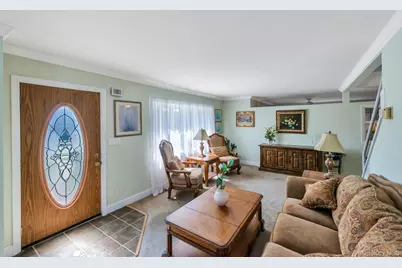 3591 Fiddler Lane, Bethpage, NY 11714 - Photo 9