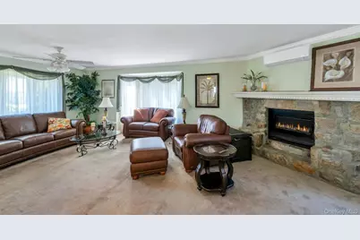 3591 Fiddler Lane, Bethpage, NY 11714 - Photo 15