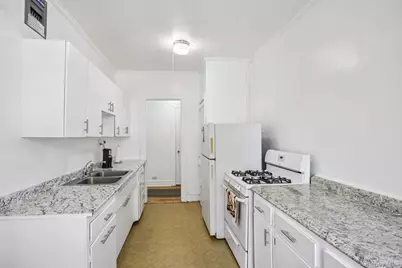 445 Gramatan Ave #CD3, Mount Vernon, NY 10552 - Photo 11
