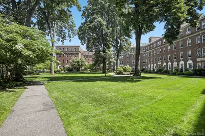 445 Gramatan Ave #CD3, Mount Vernon, NY 10552 - Photo 3