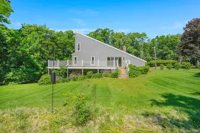 13 Riverview Circle, Poughkeepsie, NY 12601 - Photo 5