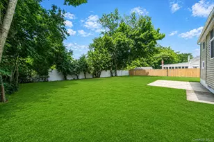 610 Americus Ave, Patchogue, NY 11772 - Photo 33