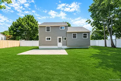 610 Americus Avenue, Patchogue, NY 11772 - Photo 35