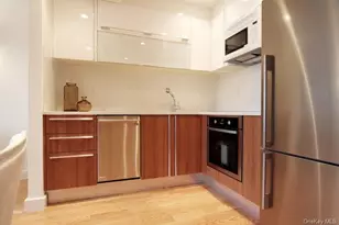 31-35 31st St, Astoria, NY 11106 - Photo 1