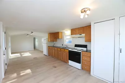 414 Joslen Boulevard #19, Hudson, NY 12534 - Photo 5