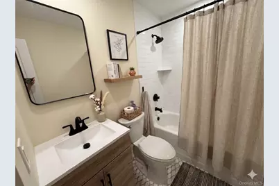 1 Atlantic Avenue #56, Farmingdale, NY 11735 - Photo 9