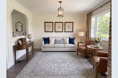 1 Atlantic Avenue #56, Farmingdale, NY 11735 - Photo 5