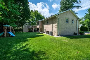 18 Carlyle Pl, Hartsdale, NY 10530 - Photo 35