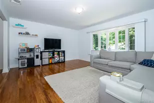 18 Carlyle Pl, Hartsdale, NY 10530 - Photo 5