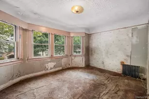 90-36 209th St, Queens Village, NY 11428 - Photo 9