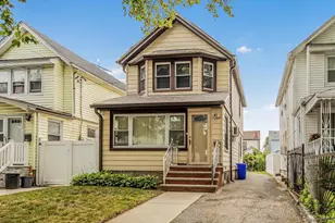 90-36 209th St, Queens Village, NY 11428 - Photo 13