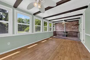 20 Hudson Dr, New Windsor, NY 12553 - Photo 9