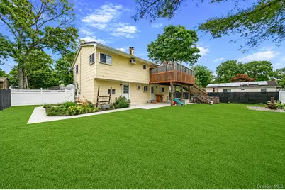 6 Smith Court, Mastic, NY 11950 - Photo 7