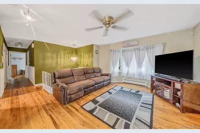6 Smith Court, Mastic, NY 11950 - Photo 13