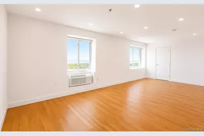 10 Franklin Boulevard #205, Long Beach, NY 11561 - Photo 13