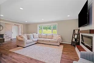11 Kenneth Dr, Putnam Valley, NY 10579 - Photo 9