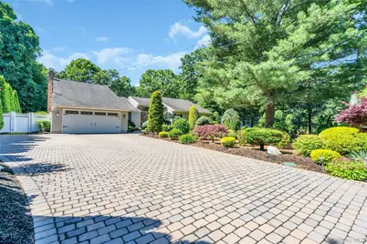 6 Averly Place, Smithtown, NY 11787 - Photo 1