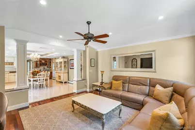 6 Averly Place, Smithtown, NY 11787 - Photo 29