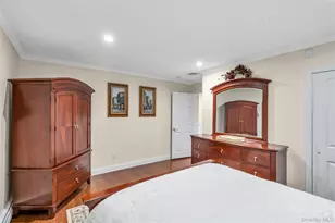 6 Averly Pl, Smithtown, NY 11787 - Photo 21