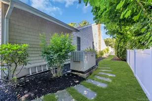 6 Averly Pl, Smithtown, NY 11787 - Photo 45