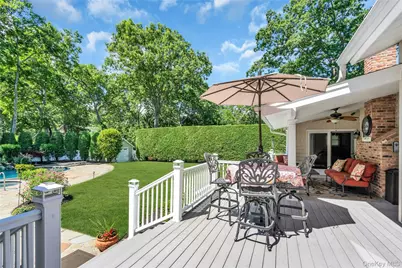 6 Averly Place, Smithtown, NY 11787 - Photo 39