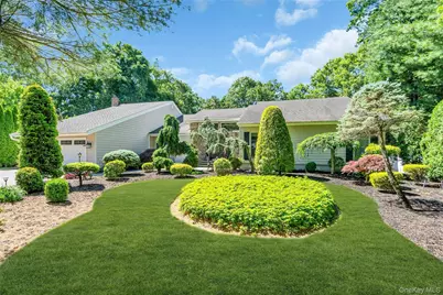 6 Averly Place, Smithtown, NY 11787 - Photo 3