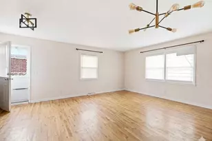 61-26 164th St, Fresh Meadows, NY 11365 - Photo 9
