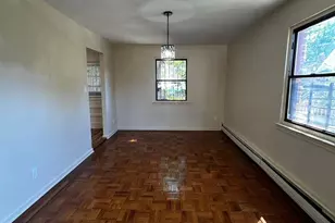 1149 E 219th St, Bronx, NY 10469 - Photo 3