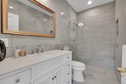 131 Flying Point Road, Southampton, NY 11968 - Photo 15