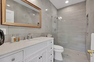 131 Flying Point Rd, Southampton, NY 11968 - Photo 15