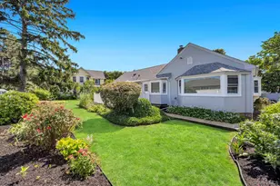 7 Albers Ln, Farmingdale, NY 11735 - Photo 35