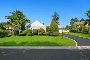 7 Albers Ln, Farmingdale, NY 11735 - Photo 5