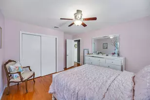 7 Albers Ln, Farmingdale, NY 11735 - Photo 19