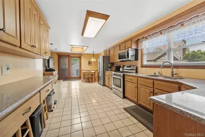 50 Lispenard Avenue, New Rochelle, NY 10801 - Photo 5