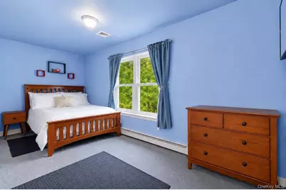 303 N Westchester Avenue N, West Babylon, NY 11704 - Photo 13