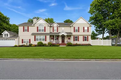 303 N Westchester Avenue N, West Babylon, NY 11704 - Photo 1