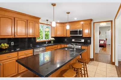 549 De Mott Avenue, Baldwin, NY 11510 - Photo 15